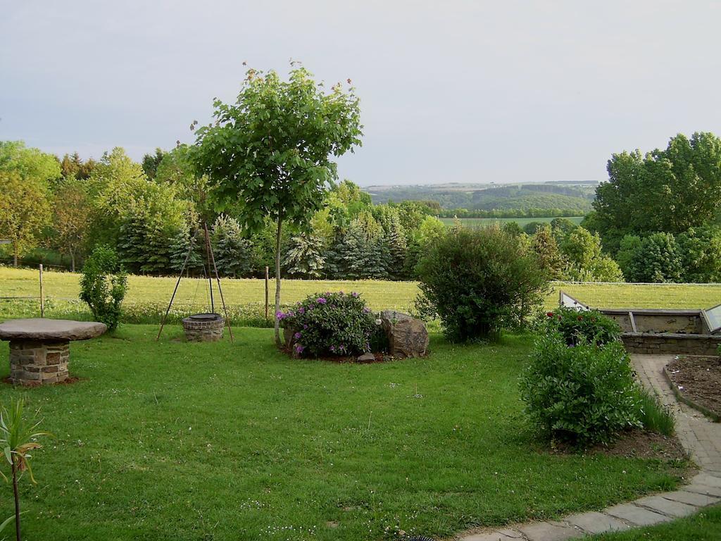 Ferienwohnung Haus Maria Olmscheid Zimmer foto