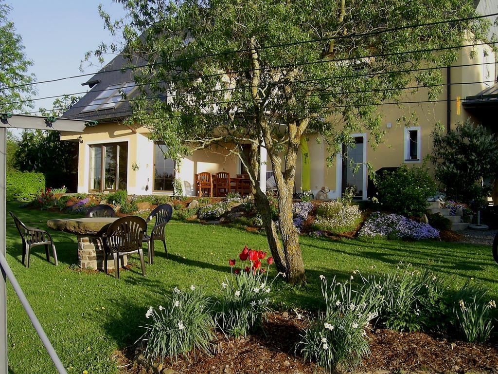 Ferienwohnung Haus Maria Olmscheid Exterior foto